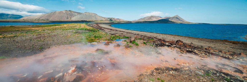 Flight To Reykjavik starting at €164.99*